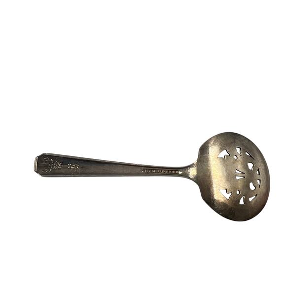 Vintage Community Plate Slotted Decorative Tomato Spoon Oneida 4 1/2" - Picture 2 of 8